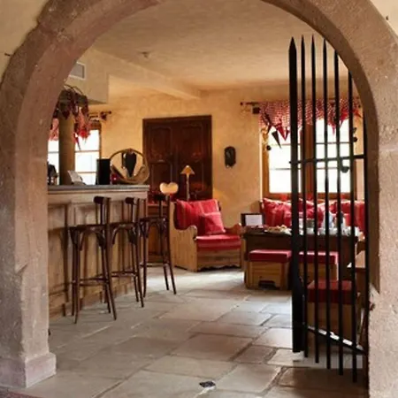 Hotel Logis Domaine De 3*