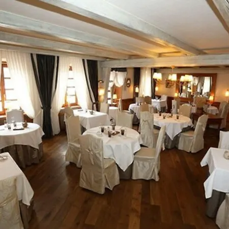Logis Domaine De Отель Руффак