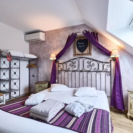 Logis Domaine De 3*