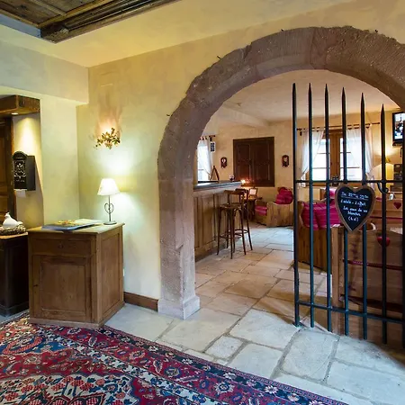 Hotel Logis Domaine De 3*