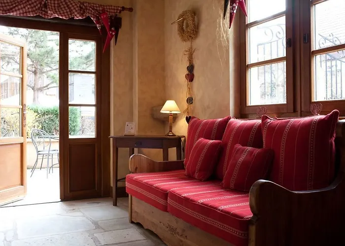 Hotel Logis Hotel Domaine De Rouffach 3*